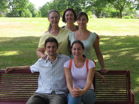 Nathaniel, Nikkie, Melony, Elizabeth, Brooke Burnett. My mother and all of her children at Skinner's Butte Park.
